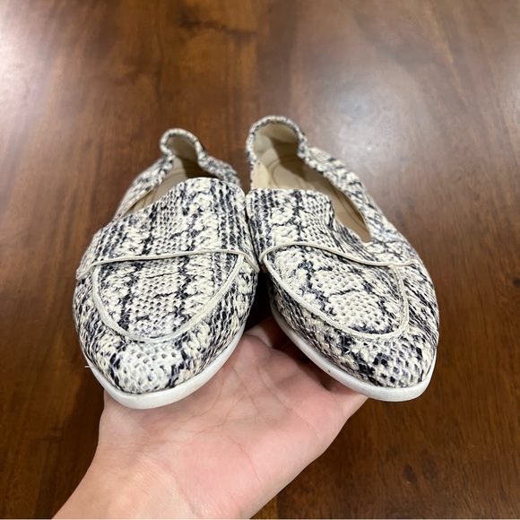 Cole Haan Grand Ambition Amador Flat Snake Print Size 8.5 - Picture 3 of 7